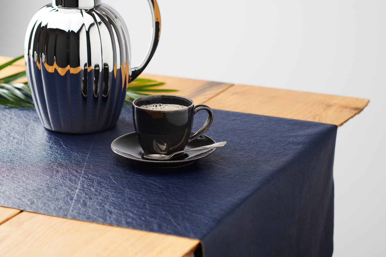 Royal Blue Dækkeserviet - læder look - 45x33 cm